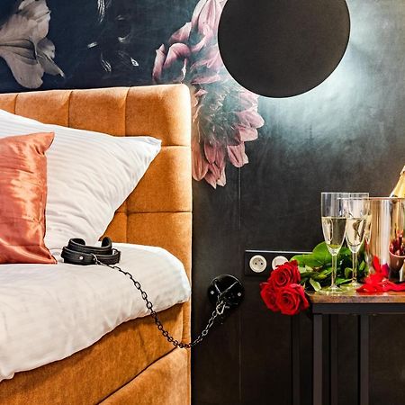 Secret Garden Apartment Βαρσοβία Εξωτερικό φωτογραφία